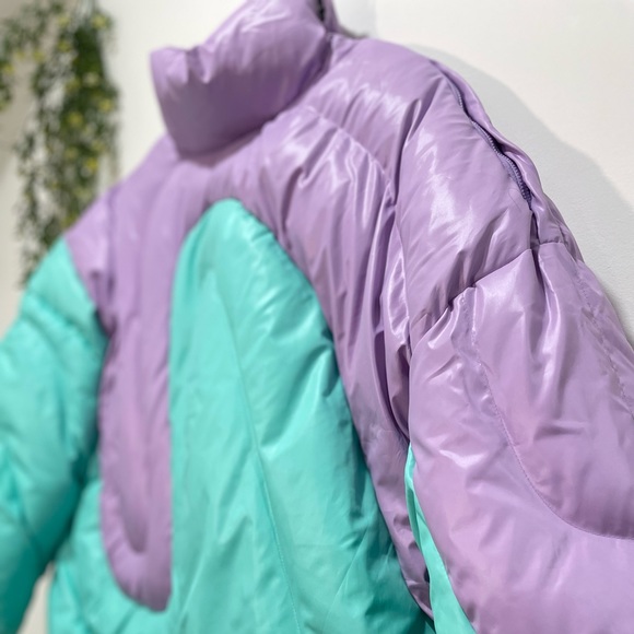 Aelfric Eden Irregular Splicing Contrast Coat - Picture 3 of 4